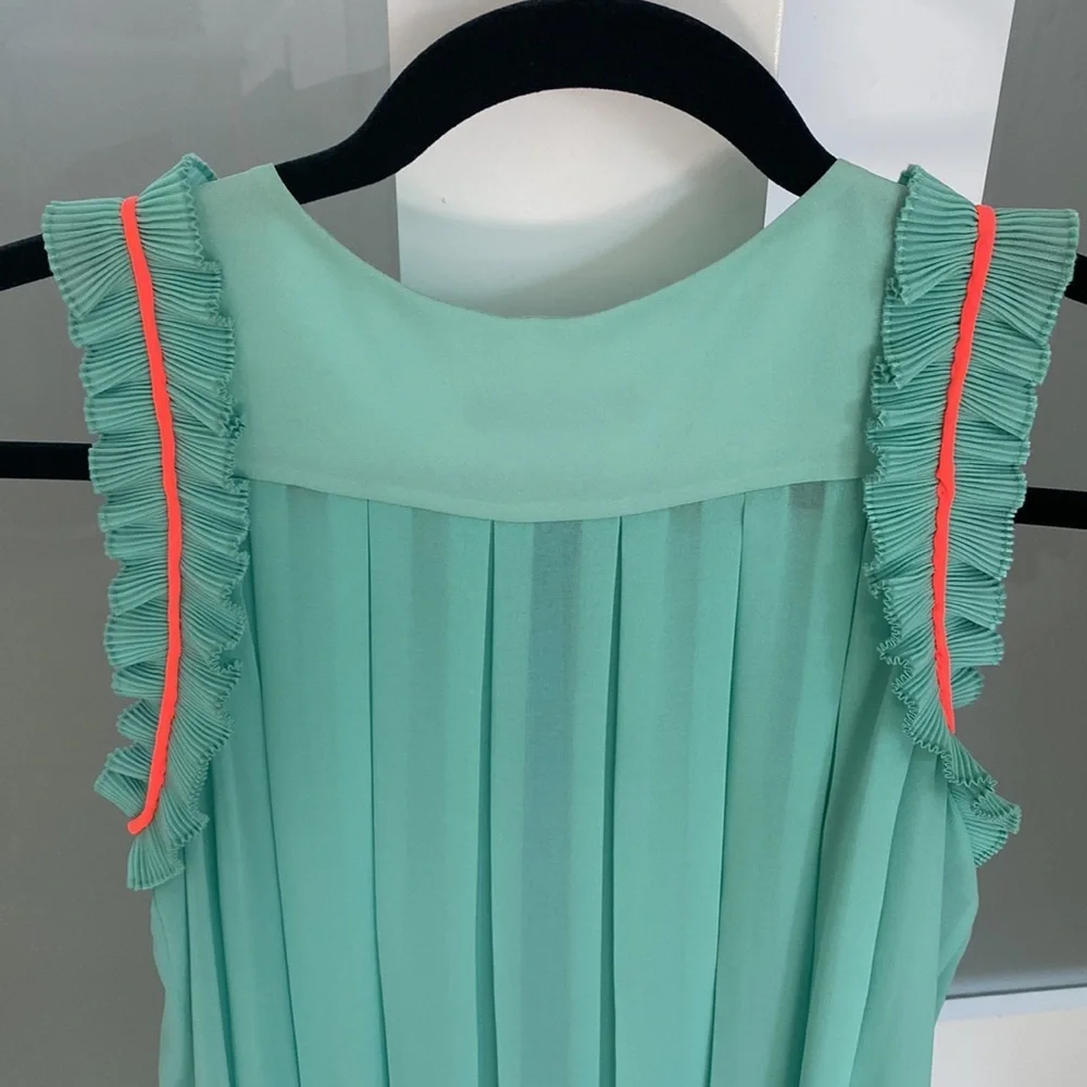 Top - Picture 5 of 5